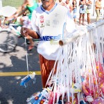 Vendedores lucram durante desfile cívico da rede municipal de ensino  - Fotos: Márcio Garcez