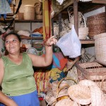 Manutenção nos telhados dos mercados garante conforto e segurança para feirantes - Fotos: Márcio Garcez