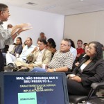Representante do Programa Nacional de Gestão Pública apresenta modelo para servidores do Centro Administrativo  - Foto: Silvio Rocha