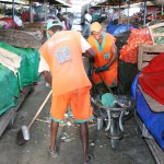 PMA desenvolve mais uma operação para lavagem geral do Mercado Albano Franco - Fotos: Silvio Rocha