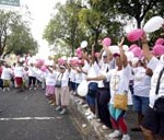 Idosos atendidos pela Semasc agitam o centro da cidade na abertura da I Olimpíada Geração Saúde - Fotos: Lúcio Telles e Ascom/Semasc