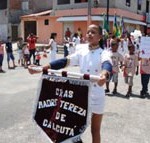 Crianças e adolescentes do Peti participam do XVIII Desfile Cívico do Conjunto Castelo Branco  - Fotos: Ascom/Semasc