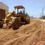 Emurb pavimenta em asfalto a rua Delmiro Gouveia - Fotos: Meme Rocha