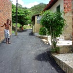 Emurb pavimenta em asfalto travessa no Porto Dantas - Fotos: Meme Rocha
