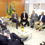 Prefeito de Aracaju e presidente do BNDES discutem a liberação de financiamentos para a cidade - Fotos: Lúcio Telles