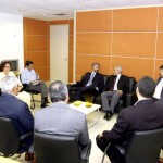 Prefeito de Aracaju e presidente do BNDES discutem a liberação de financiamentos para a cidade - Fotos: Lúcio Telles