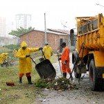 Emsurb atende comunidades que foram afetadas com a intensa chuva - Fotos: Wellington Barreto