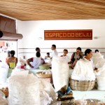 Comerciantes de beiju elogiam as novas instalações no mercado Antônio Franco - Fotos: Wellington Barreto