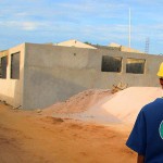 Obras da Escola Municipal da Coroa do Meio avançam para a fase de revestimento - Fotos: Silvio Rocha