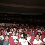 Semed leva crianças da rede municipal de ensino ao cinema - Fotos: Walter Martins
