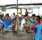 Crianças e adolescentes atendidos pela Semasc comemoram Dia da Criança em condomínio privado - Fotos: Ascom/Semasc
