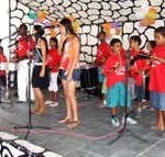 Crianças e adolescentes atendidos pela Semasc comemoram Dia da Criança em condomínio privado - Fotos: Ascom/Semasc