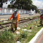 Emsurb realiza mutirão de limpeza na avenida Augusto Franco - Fotos: Ascom/Emsurb