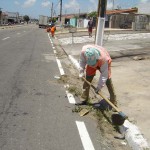 Emsurb realiza mutirão de limpeza na avenida Augusto Franco - Fotos: Ascom/Emsurb