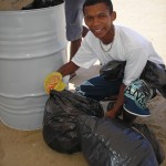 Alunos da rede municipal participam do Dia Mundial de Limpeza das Praias - Fotos: Ascom/Semed