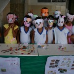 Alunos da EMEF. Maria Glória Macedo participam da I Feira de Ciências - Fotos: Walter Martins
