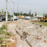 Nova tubulação de gás começa a ser construída nas imediações do Viaduto do DIA - Fotos: Wellington Barreto