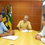 Prefeito Edvaldo Nogueira recebe prefeito da Barra dos Coqueiros Airton Martins - Fotos: Lúcio Telles