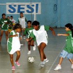 Crianças da rede municipal são incentivadas à prática esportiva - Fotos: Lúcio Telles