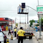 Prefeitura faz manutenção permanente dos semáforos da cidade - Fotos: Lindivaldo Ribeiro