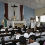 Alunos da EMEF Freitas Brandão comemoram 40 anos da instituição - Fotos: Walter Martins