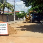 Prefeitura trabalha no conjunto Beira Mar II para reduzir pontos de alagamentos - Fotos: Meme Rocha