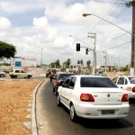 Motoristas estão satisfeitos com acesso lateral na rótula do DIA - Fotos: Wellington Barreto