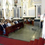 Prefeito e servidores municipais comemoram Natal com missa - Fotos: Lúcio Telles