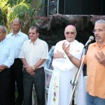 Edvaldo Nogueira participa de cerimônia de benção do presépio feita pelo arcebispo Dom Lessa - Fotos: Sílvio Rocha
