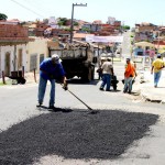 Emurb continua com serviços de tapa buraco em Aracaju - Fotos: Wellington Barreto