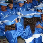 Alunos recebem diplomas e rendem homenagens a professora - Fotos: Ascom/Semed