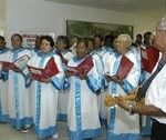Idosos e adolescentes atendidos pela Semasc animam Centro Administrativo da PMA - Fotos: Lúcio Telles