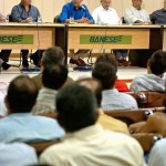 Governador afirma que vai manter diálogo com prefeitos -