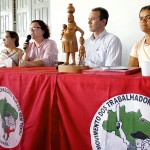 Representantes do Governo participam de encontro estadual do MST -