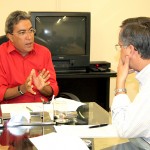 Marcelo Déda debate projetos com secretários e líder do Governo -
