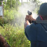 Soldados da Polícia Comunitária recebem treinamento de tiro nesta sexta -