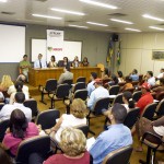 Governo assina convênio para implantar agroindústria de mel em assentamentos - Fotos: Lúcio Telles/Seplan