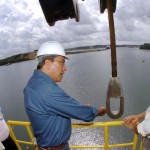 Governador conhece plataforma que elevará produção de petróleo em Sergipe - Foto: Márcio Dantas/ASN