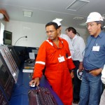 Governador conhece plataforma que elevará produção de petróleo em Sergipe - Foto: Márcio Dantas/ASN