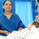 Garoto pernambucano internado há 17 meses no HUSE volta para casa - Foto: Márcio Garcez/Saúde