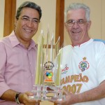 Déda condecora atletas e prefeitos que contribuíram para Copa Sub 17 - Foto: Márcio Dantas/ASN