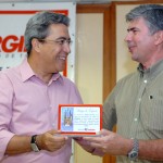 Déda condecora atletas e prefeitos que contribuíram para Copa Sub 17 - Foto: Márcio Dantas/ASN