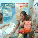 Estado inicia campanha de vacinação contra paralisia infantil - Foto: Marcio Garcez/Saude