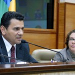 Secretária apresenta Plano de Desenvolvimento na Assembléia - Foto: Lúcio Telles/Seplan