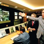 Déda conhece sistema de monitoramento de segurança do Rio de Janeiro - Foto: Marco Terranova