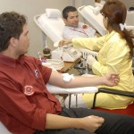 Funcionários do BNB doam sangue ao Hemolacen - Foto: Isa Vanny