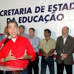 Déda anuncia convocação de professores e obras em estradas - Foto: André Moreira/ASN