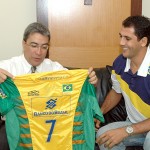 Governador recebe visita do exlevantador da seleção de vôlei Maurício - Foto: André Moreira/ASN