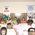 Oficina discute as possibilidades do uso do computador na escola - Foto: Juarez Silveira/Educação