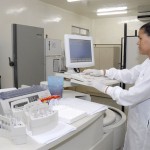 CTA do Laboratório Central atende a cerca de 7 mil pacientes por mês - Foto: Wellington Barreto